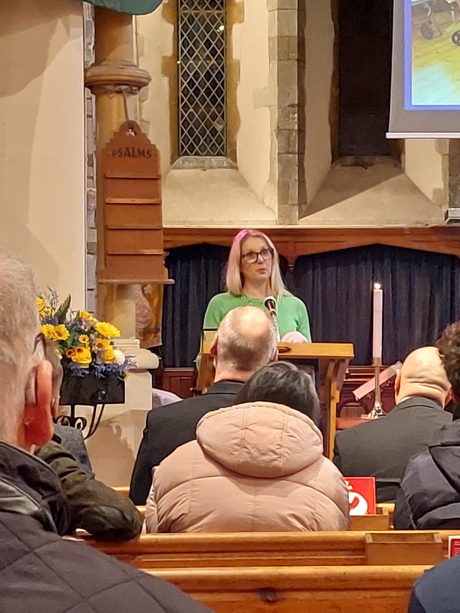 Vicky talking with a guest